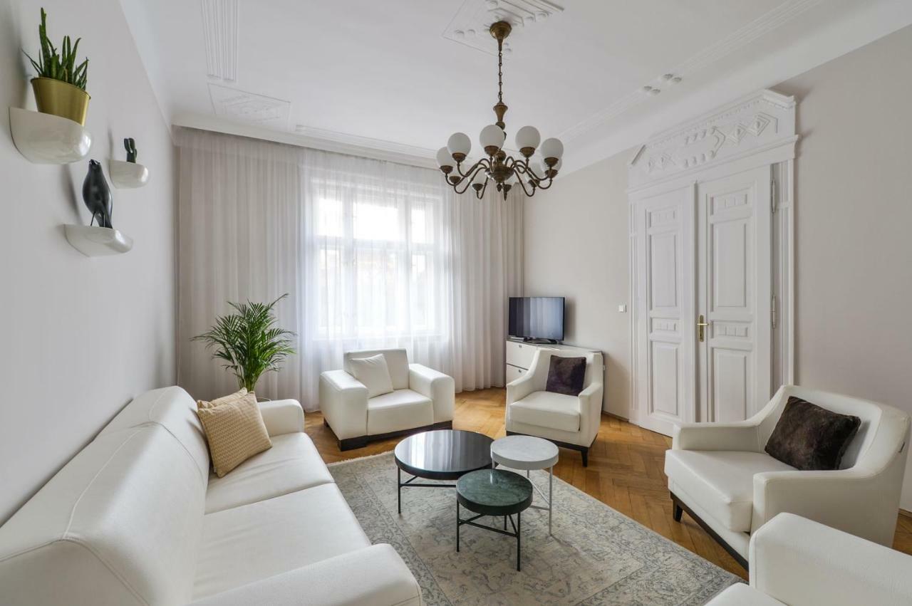Art Nouveau Residence Прага Екстериор снимка