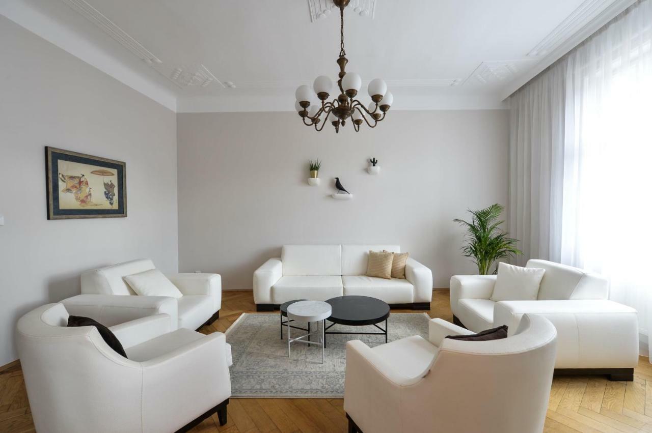 Art Nouveau Residence Прага Екстериор снимка